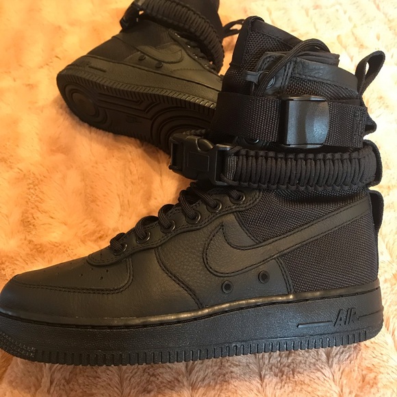 nike air force boots womens